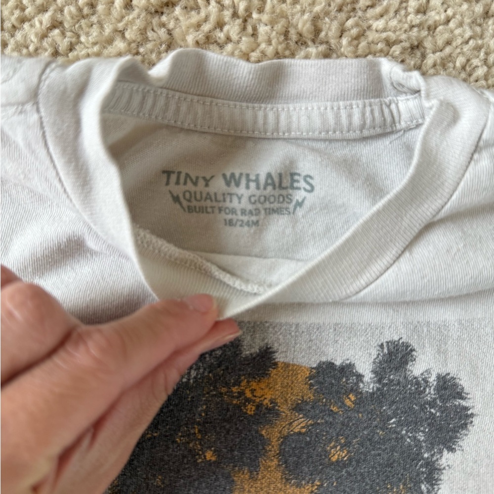 Tiny Whales 18-24mo tee - Picture 2 of 3